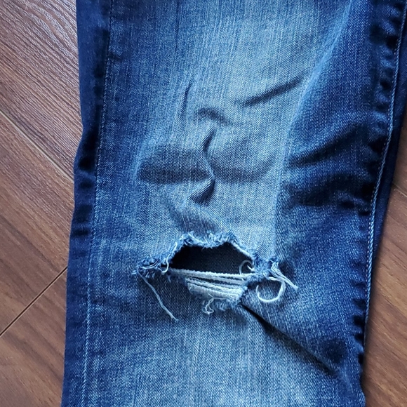 Gap Resolution Jeans - Picture 5 of 5